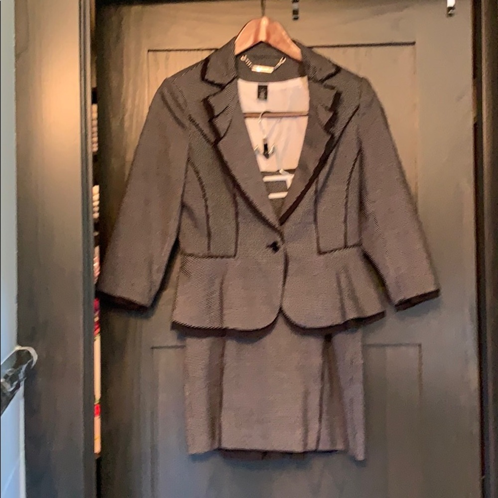 White House Black Market suit blazer 4 skirt 2